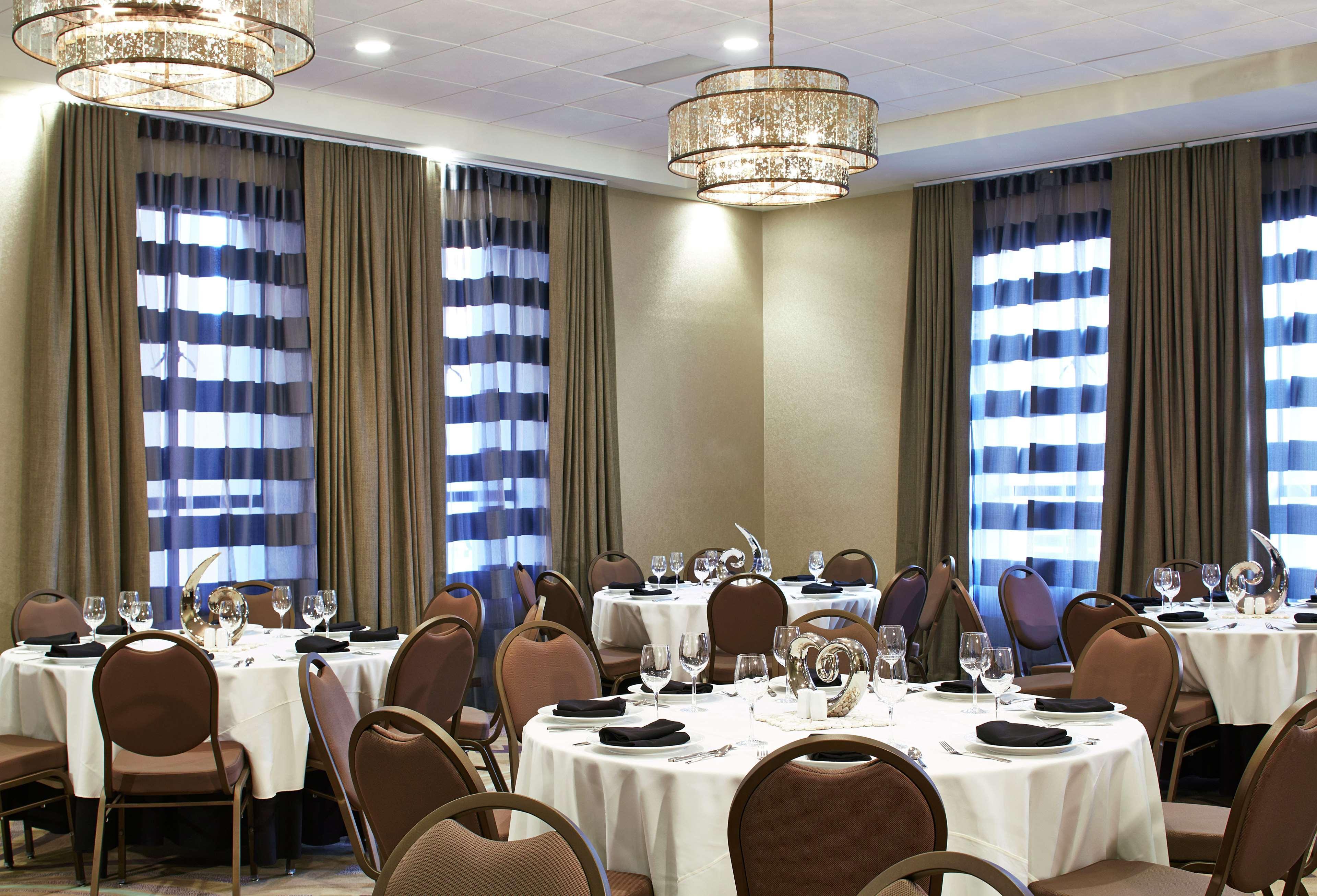 Hilton Garden Inn Phoenix Downtown Ngoại thất bức ảnh
