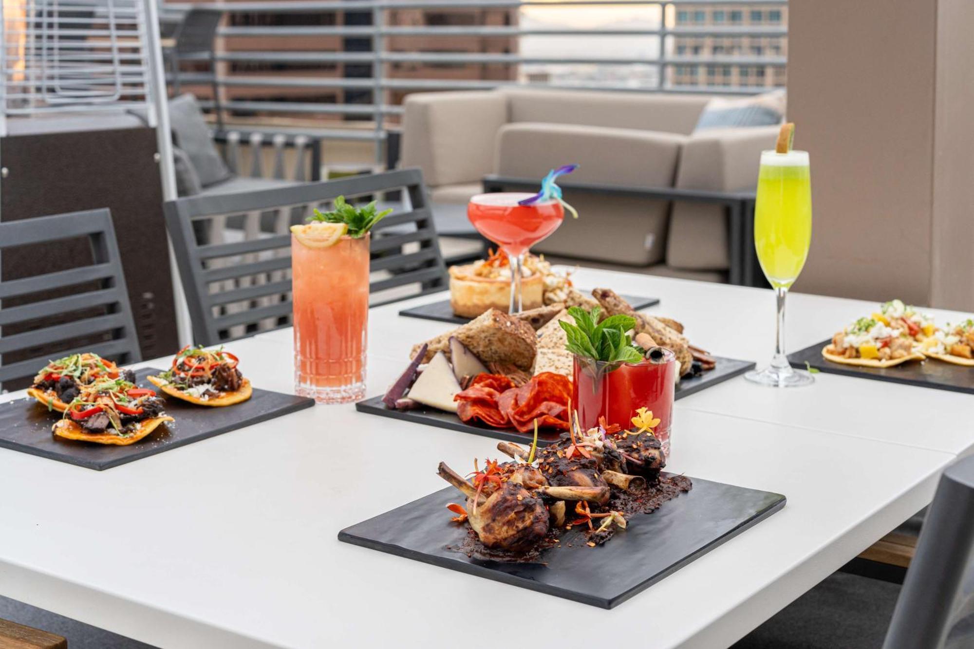 Hilton Garden Inn Phoenix Downtown Ngoại thất bức ảnh