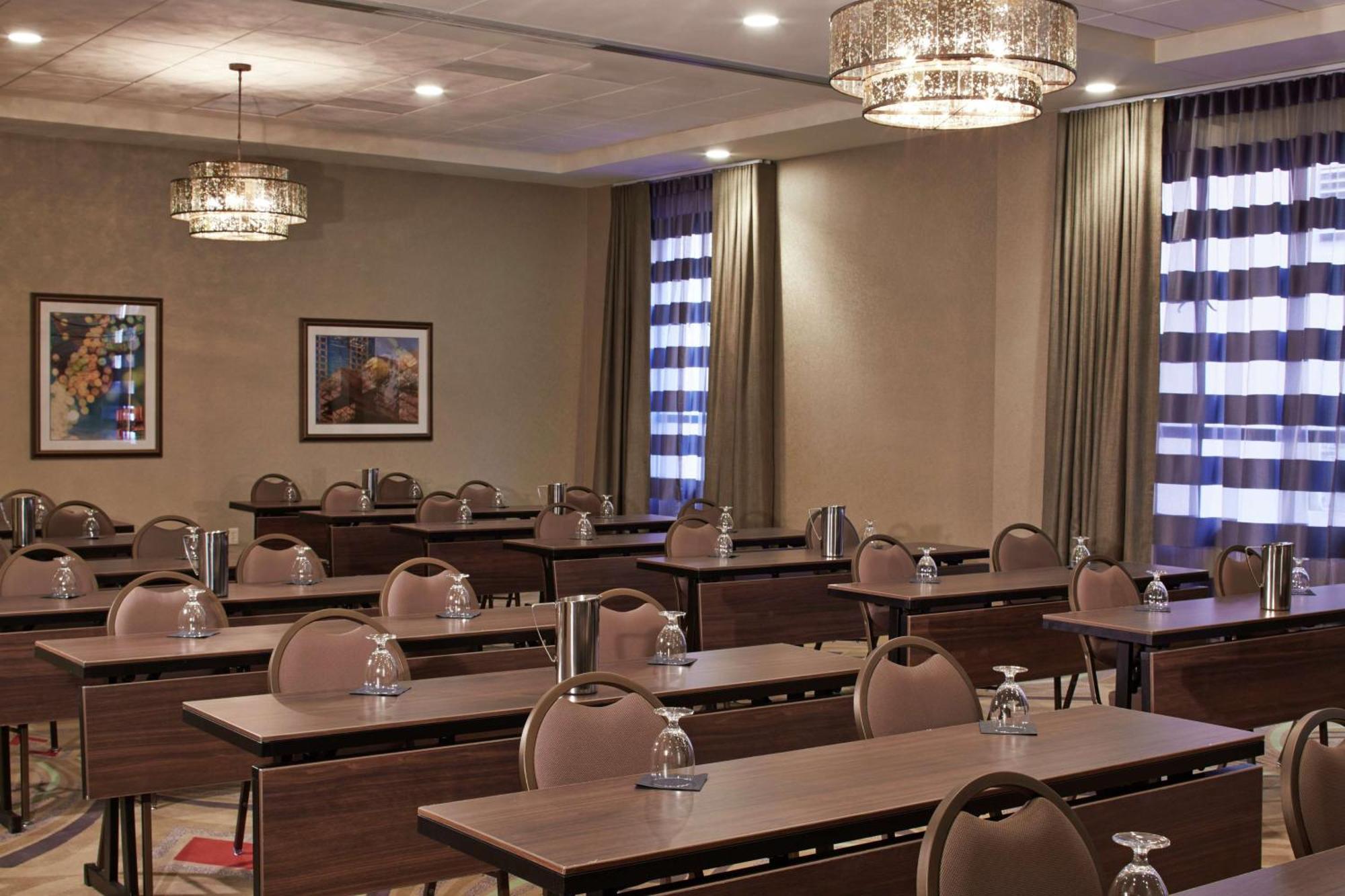 Hilton Garden Inn Phoenix Downtown Ngoại thất bức ảnh